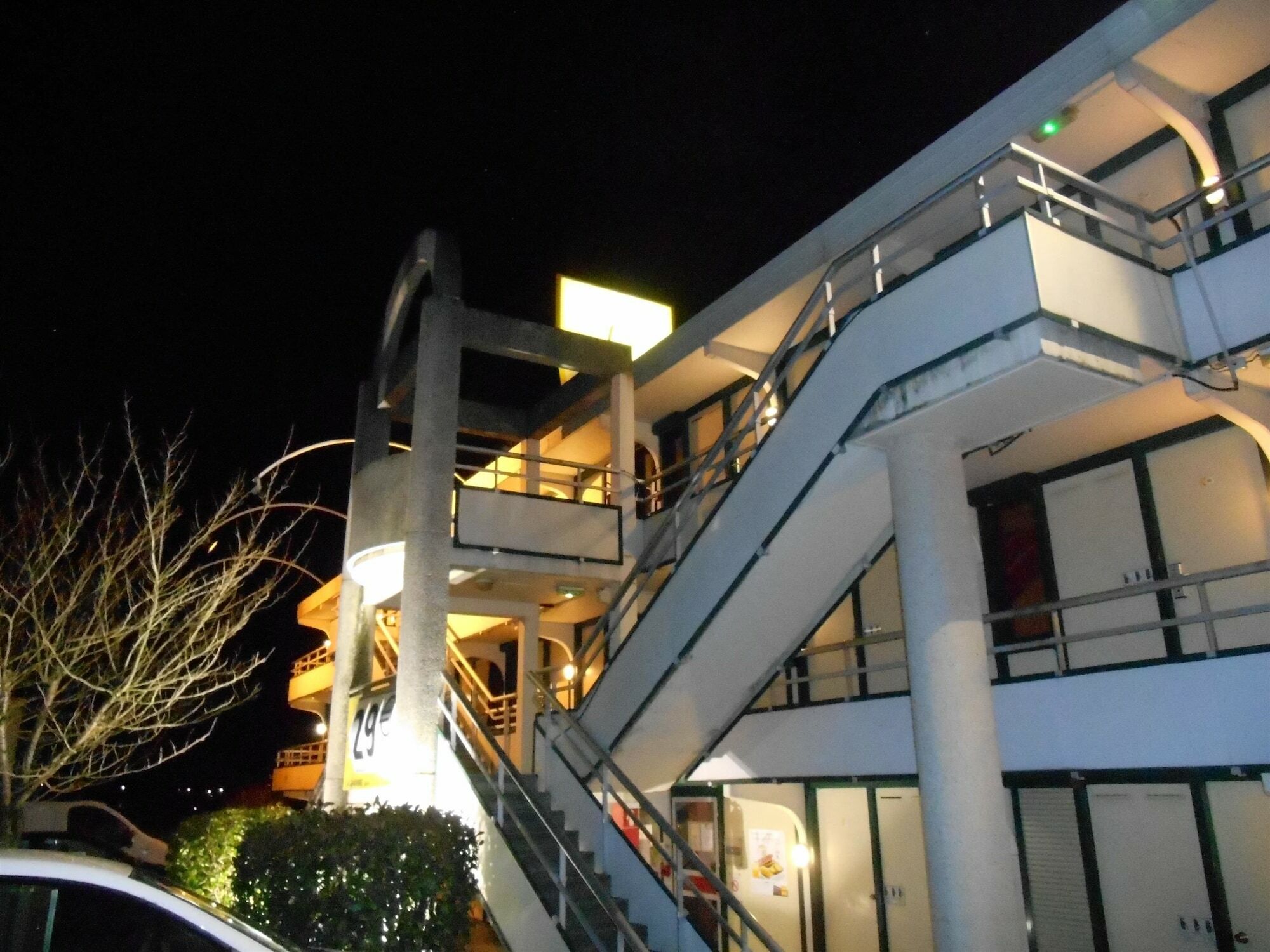 Premiere Classe Montlucon Saint Victor Экстерьер фото